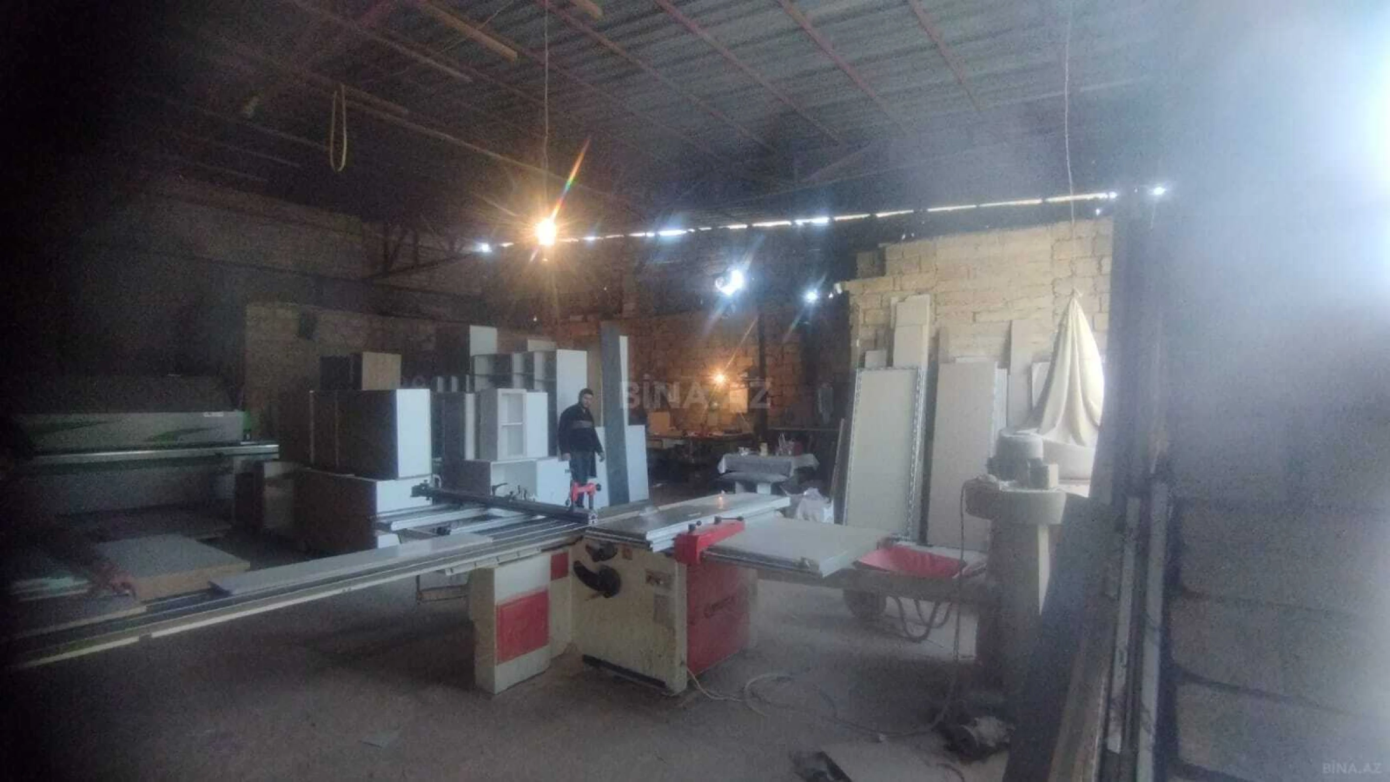 Kirayə verilir obyekt 240 m²