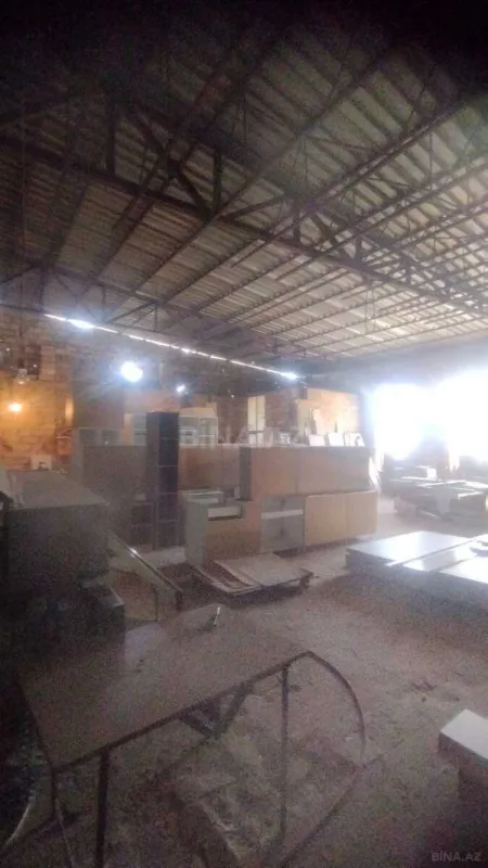 Kirayə verilir obyekt 240 m²