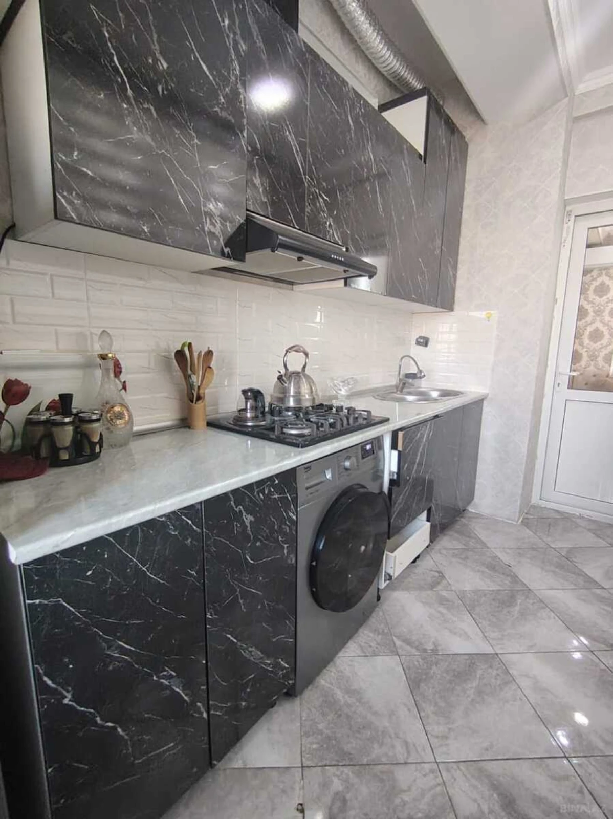 Satılır 3 otaqlı mənzil 85 m²