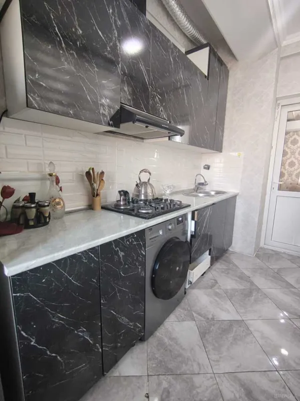Satılır 3 otaqlı mənzil 85 m²