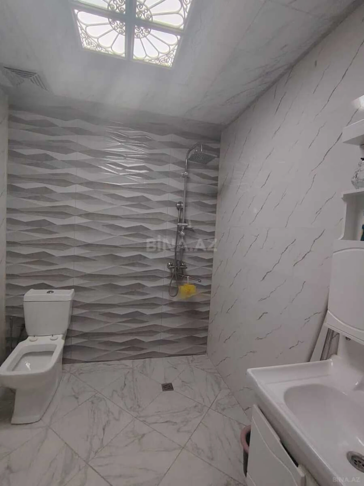 Satılır 3 otaqlı mənzil 85 m²