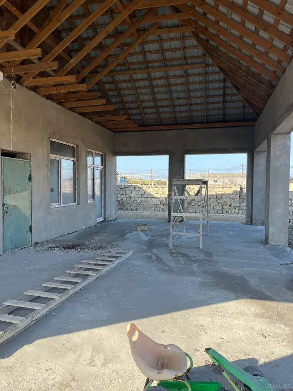 Satılır 4 otaqlı həyət evi 161 m²