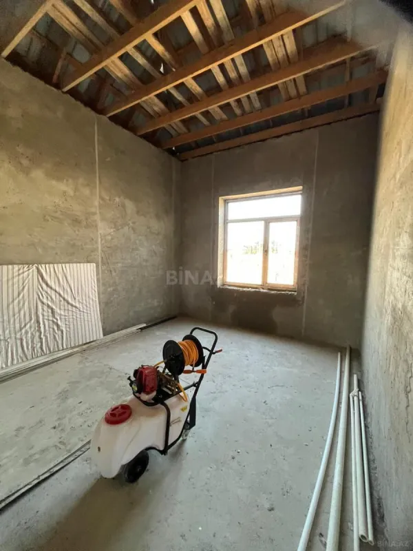 Satılır 4 otaqlı həyət evi 161 m²