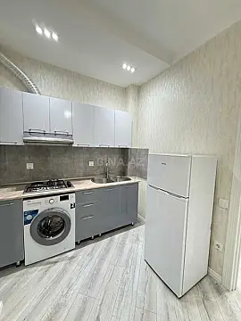 Kirayə verilir 2 otaqlı mənzil 65 m²