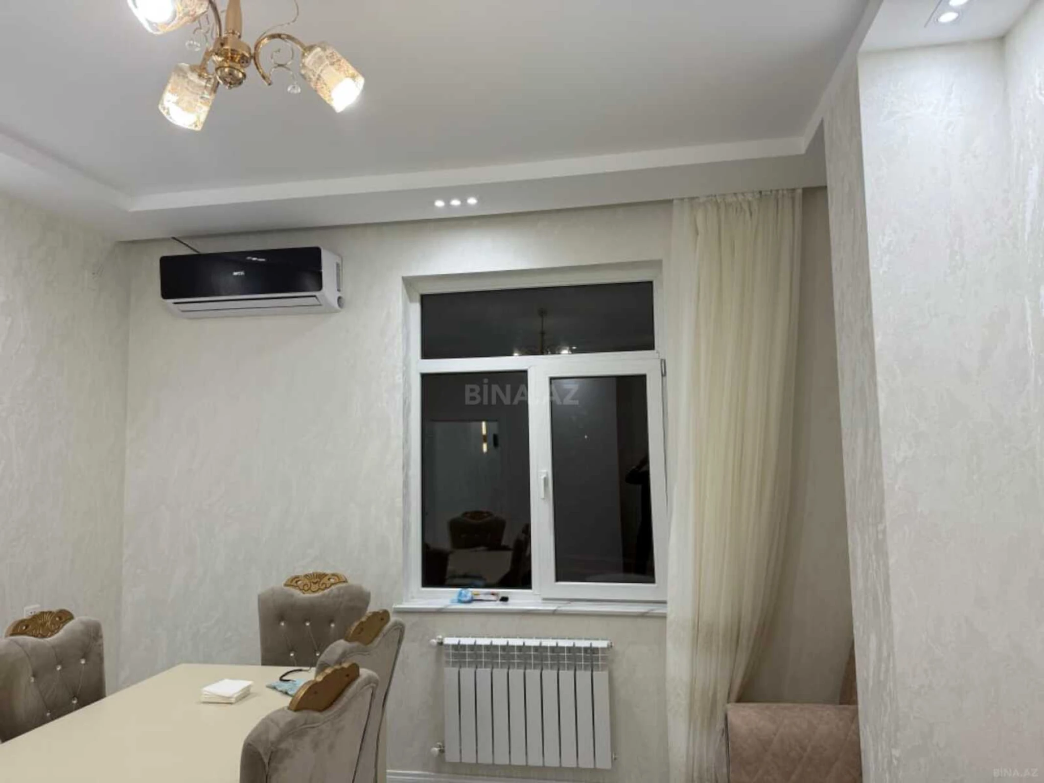 Kirayə verilir 2 otaqlı mənzil 65 m²