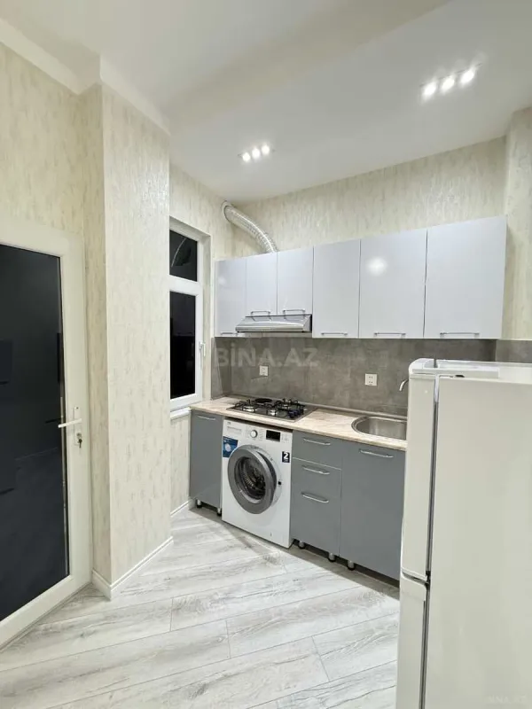 Kirayə verilir 2 otaqlı mənzil 65 m²