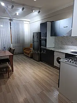 Kirayə verilir 2 otaqlı mənzil 60 m²
