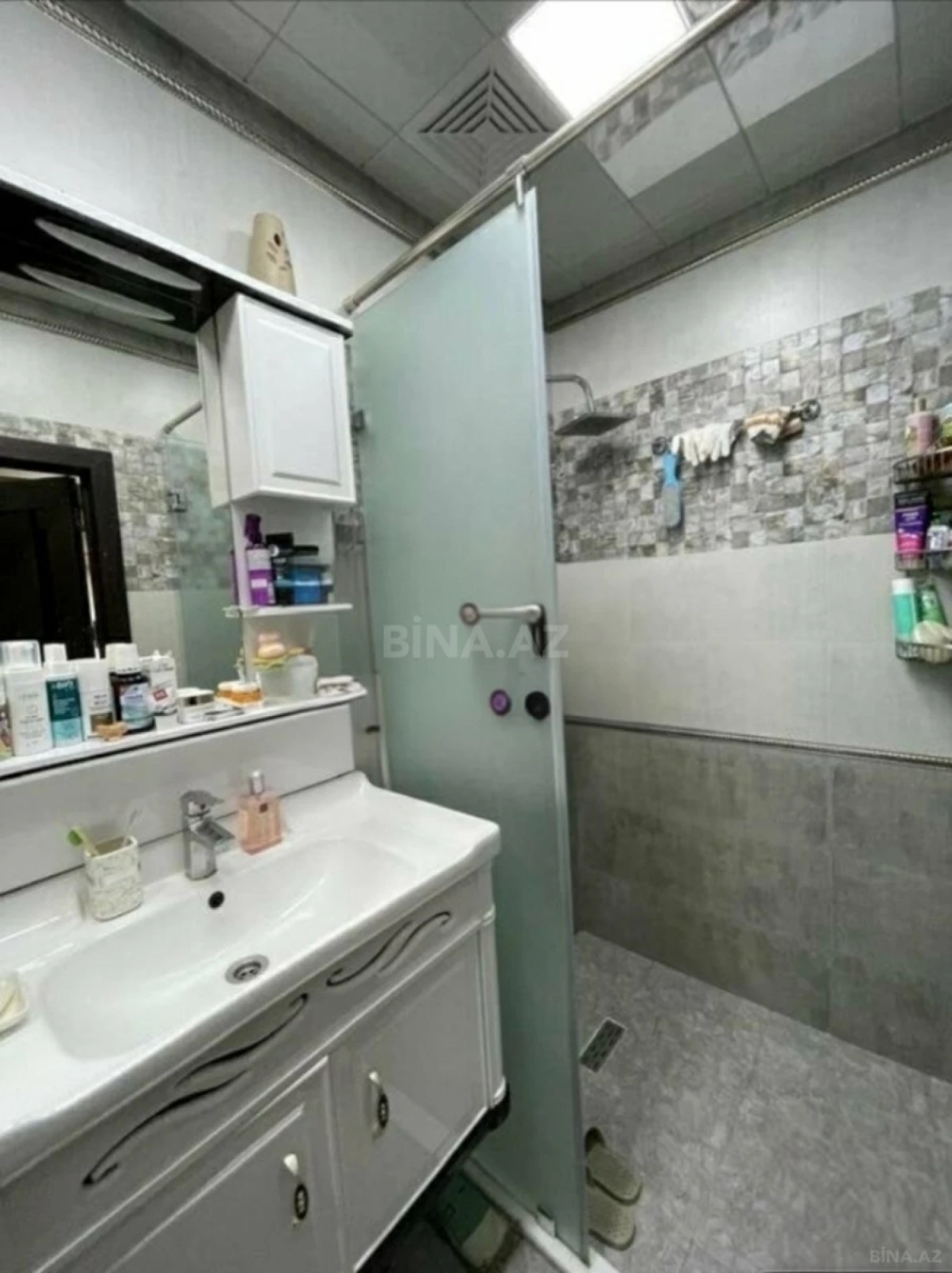 Satılır 2 otaqlı mənzil 91 m²