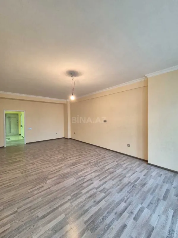 Kirayə verilir 3 otaqlı mənzil 160 m²