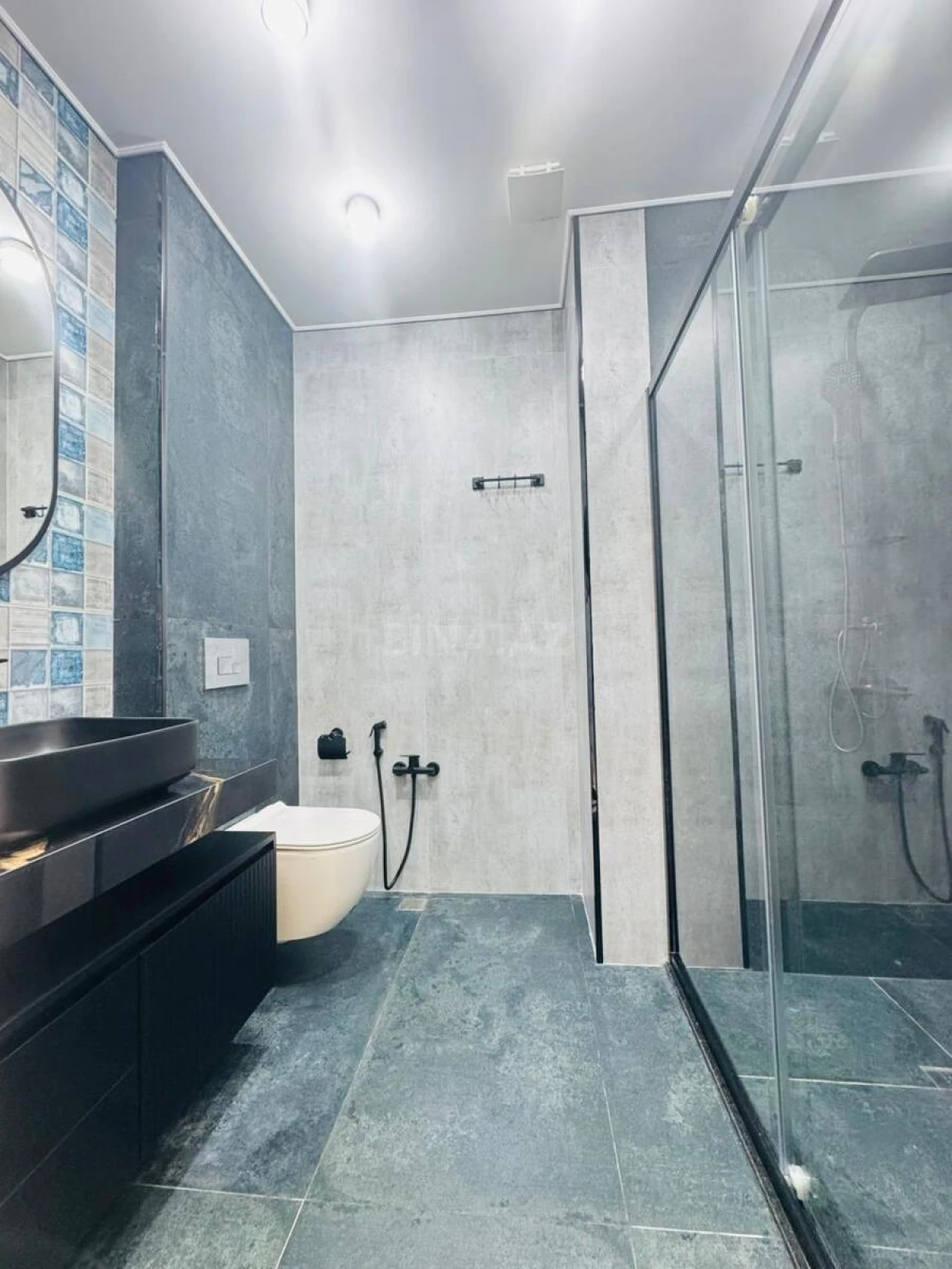 Satılır 3 otaqlı mənzil 120 m²