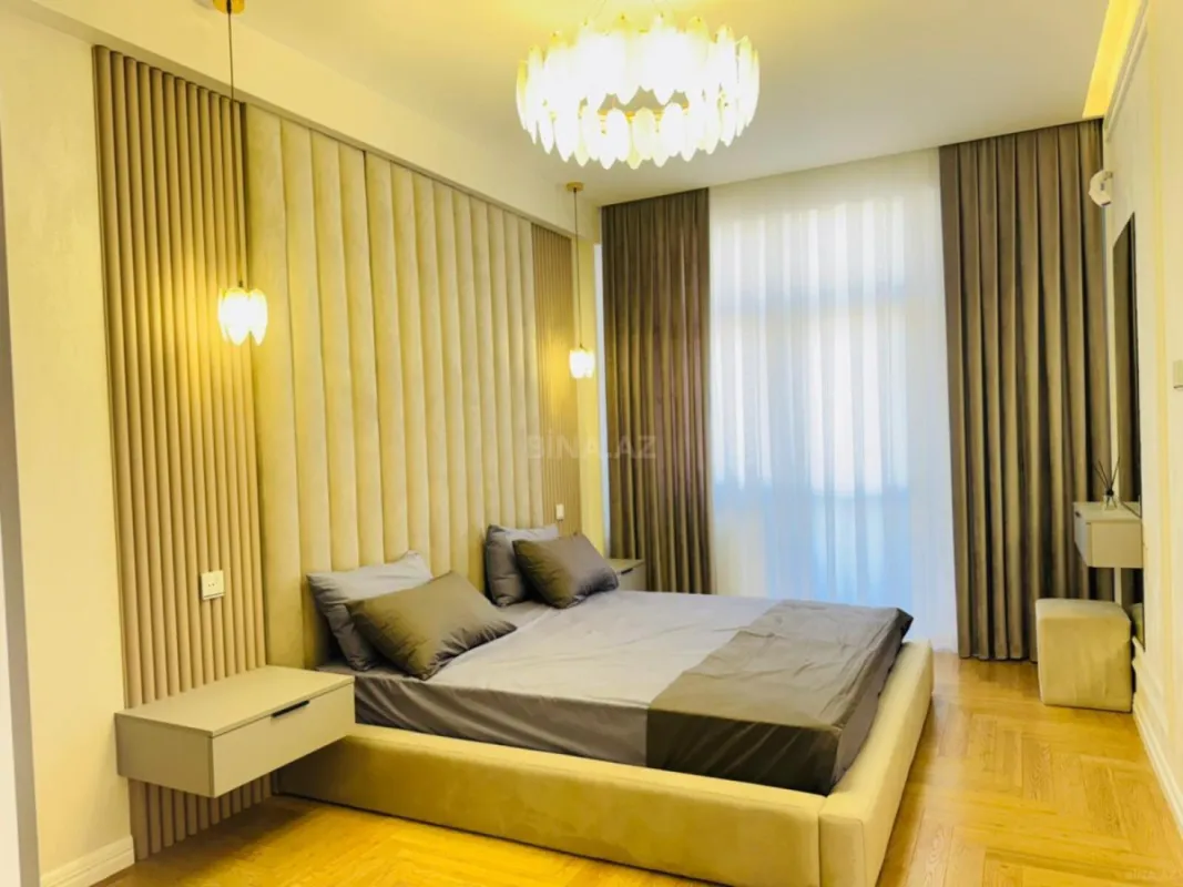 Satılır 3 otaqlı mənzil 120 m²