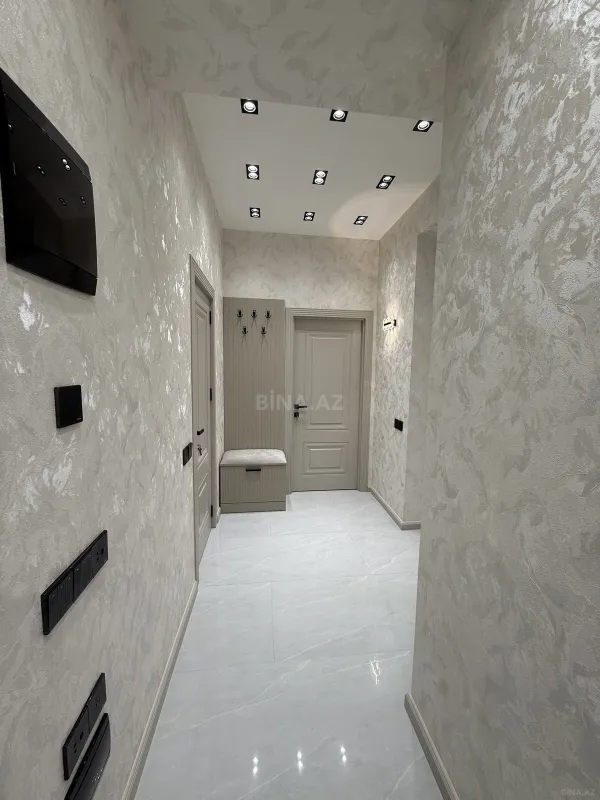 Satılır 2 otaqlı mənzil 80 m²