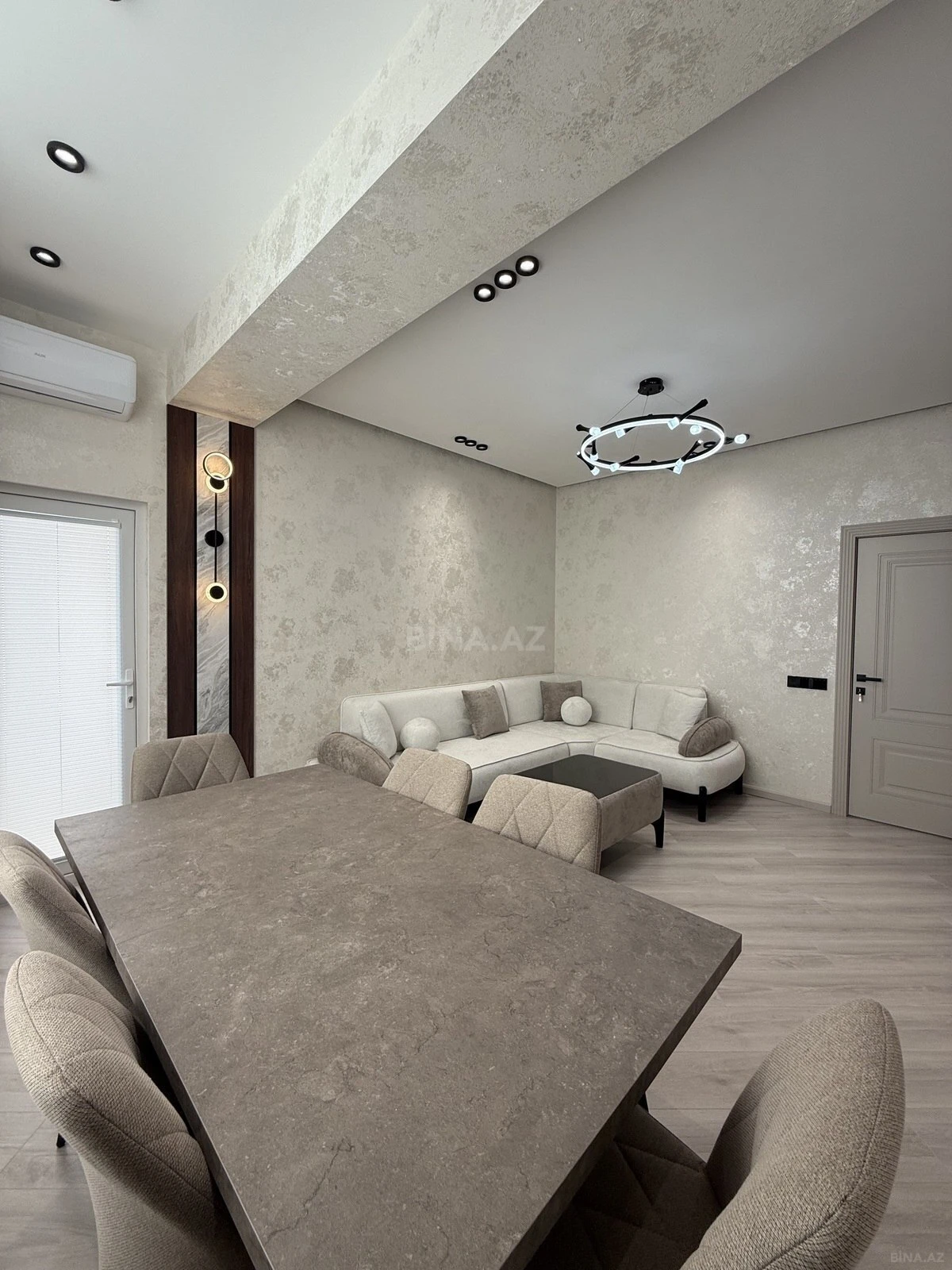 Satılır 2 otaqlı mənzil 80 m²