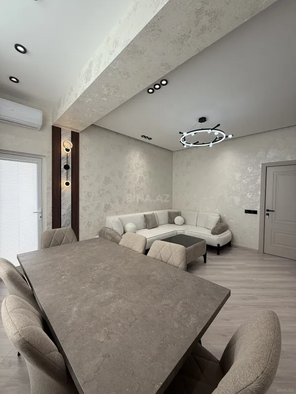 Satılır 2 otaqlı mənzil 80 m²