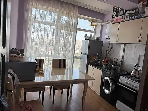 Satılır 2 otaqlı mənzil 64 m²