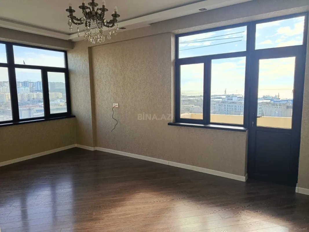 Kirayə verilir 3 otaqlı mənzil 100 m²