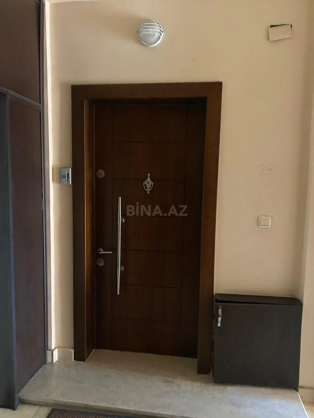 Kirayə verilir 3 otaqlı mənzil 140 m²