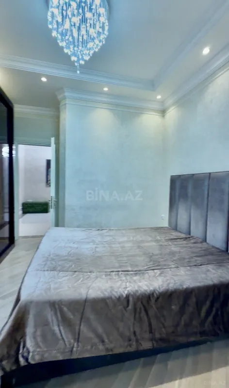 Satılır 2 otaqlı mənzil 110 m²