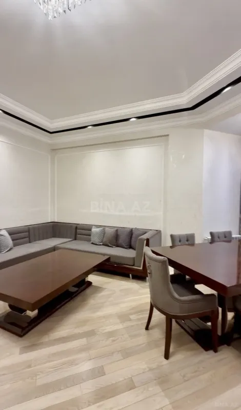 Satılır 2 otaqlı mənzil 110 m²
