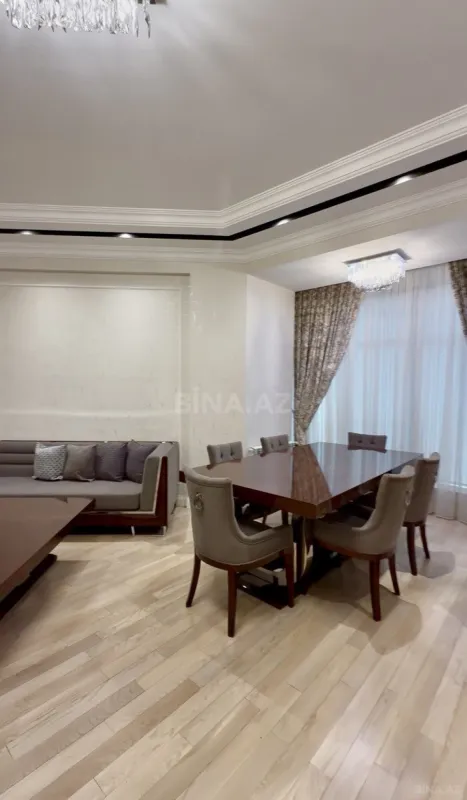 Satılır 2 otaqlı mənzil 110 m²
