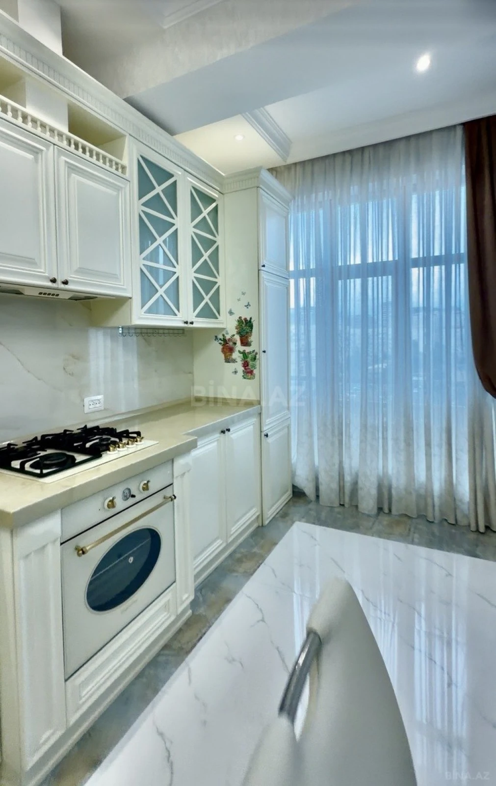 Satılır 2 otaqlı mənzil 110 m²