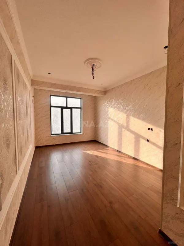 Satılır 2 otaqlı mənzil 62 m²