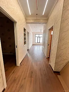 Satılır 2 otaqlı mənzil 62 m²
