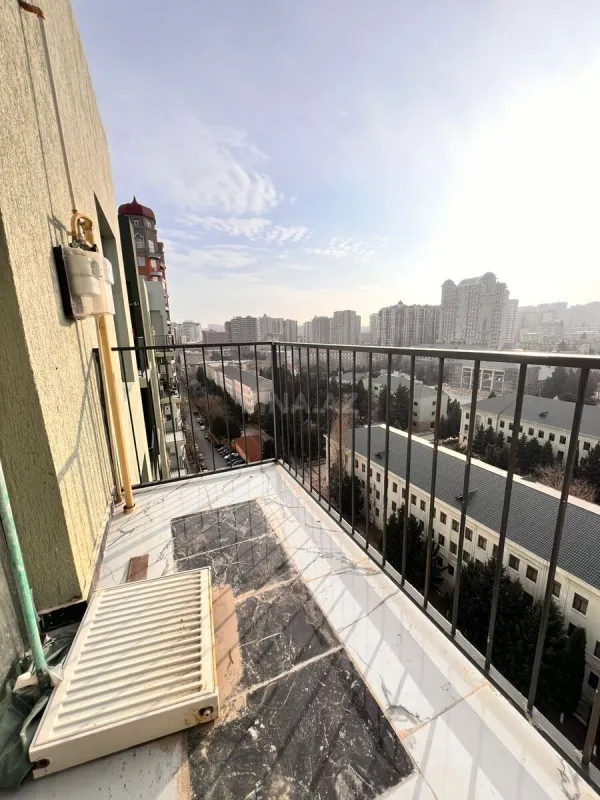 Satılır 2 otaqlı mənzil 62 m²