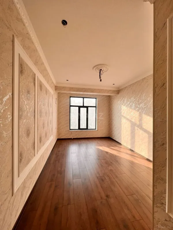 Satılır 2 otaqlı mənzil 62 m²