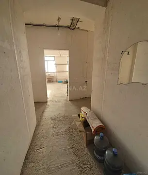 Satılır 4 otaqlı mənzil 107 m²