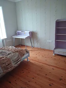 Satılır 8 otaqlı həyət evi 350 m²