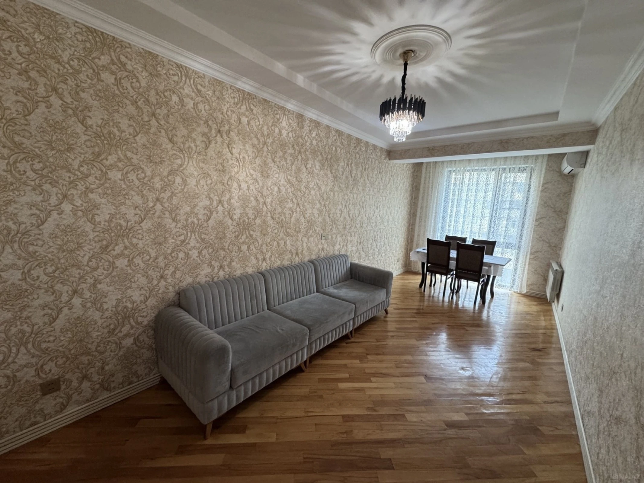 Kirayə verilir 2 otaqlı mənzil 55 m²