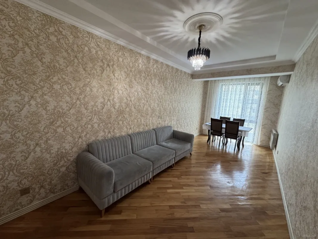 Kirayə verilir 2 otaqlı mənzil 55 m²