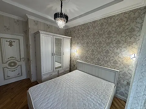 Kirayə verilir 2 otaqlı mənzil 55 m²