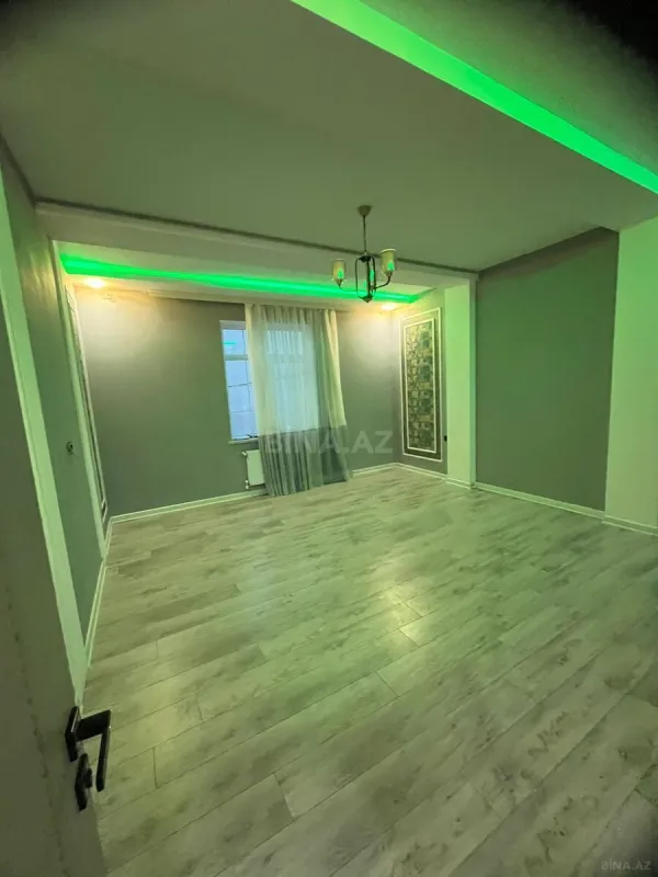 Satılır 6 otaqlı həyət evi 340 m²