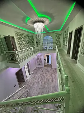 Satılır 6 otaqlı həyət evi 340 m²