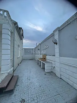 Satılır 6 otaqlı həyət evi 340 m²