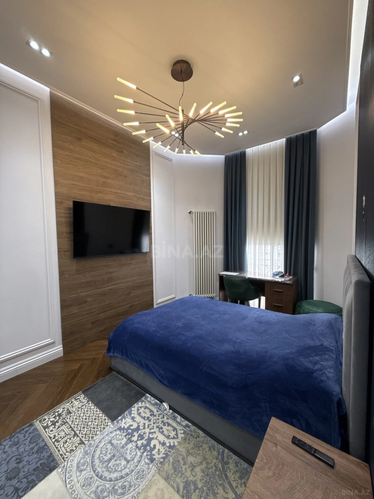 Satılır 7 otaqlı mənzil 285 m²