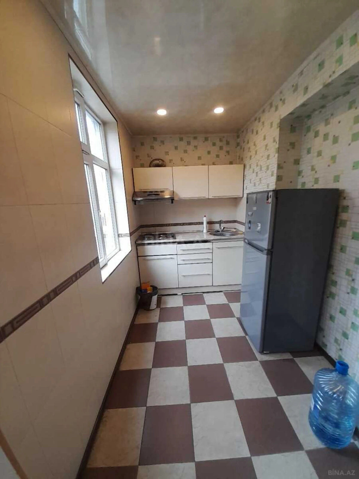 Kirayə verilir 3 otaqlı ofis 75 m²