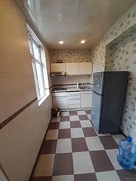 Kirayə verilir 3 otaqlı ofis 75 m²