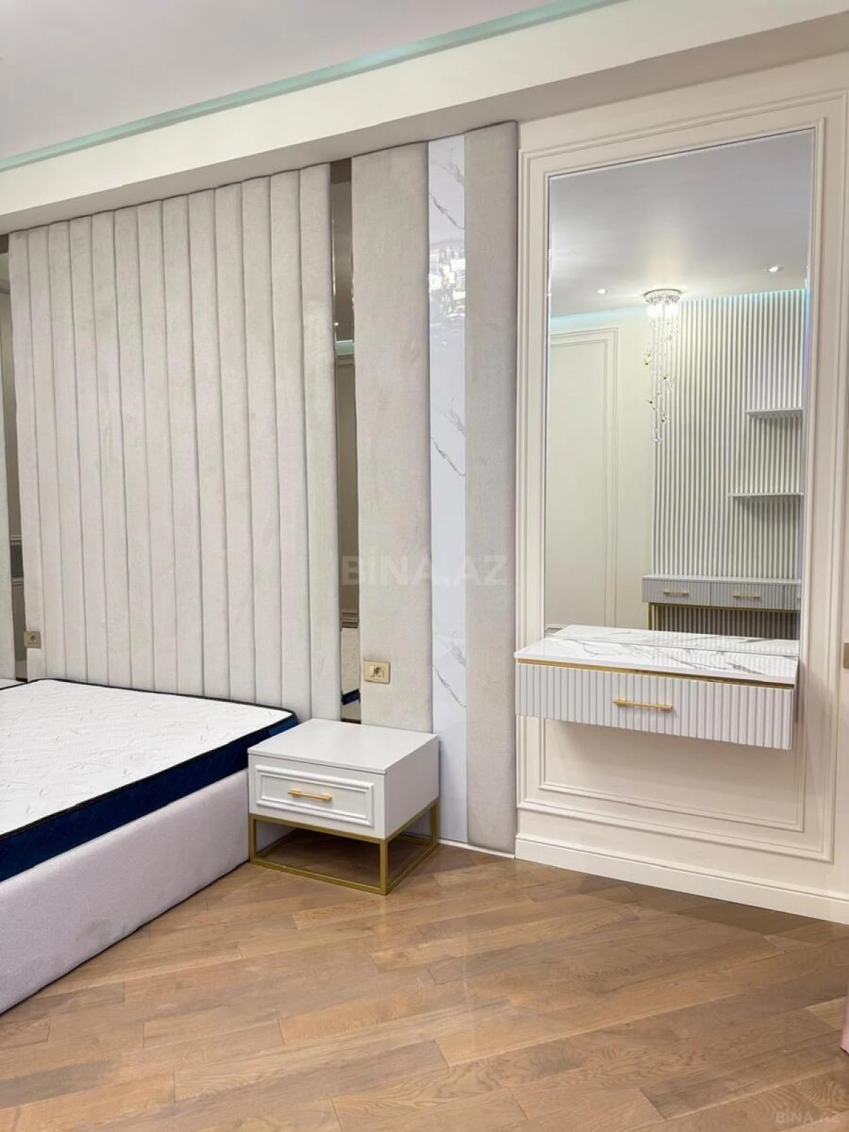 Kirayə verilir 3 otaqlı mənzil 145 m²