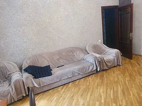 Kirayə verilir 2 otaqlı mənzil 80 m²