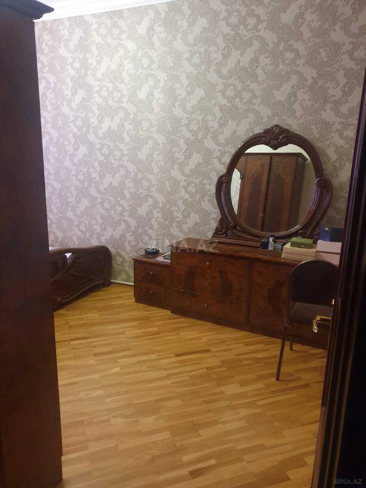 Kirayə verilir 2 otaqlı mənzil 80 m²