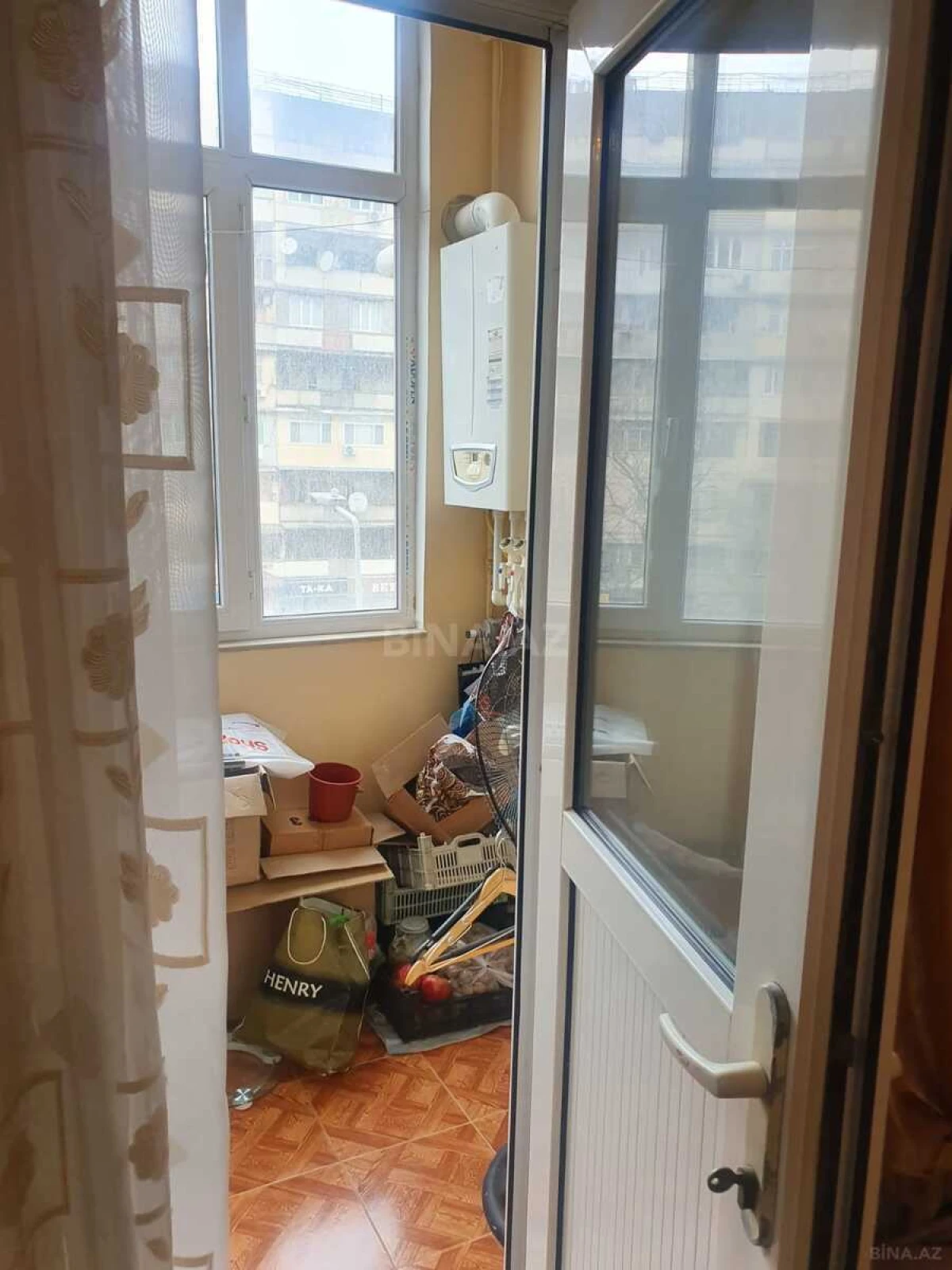 Kirayə verilir 2 otaqlı mənzil 80 m²