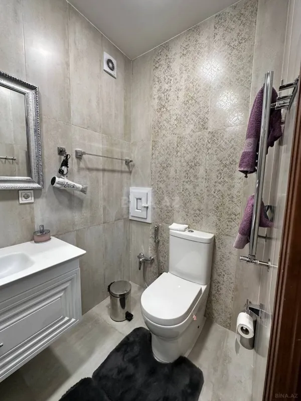 Satılır 3 otaqlı mənzil 200 m²