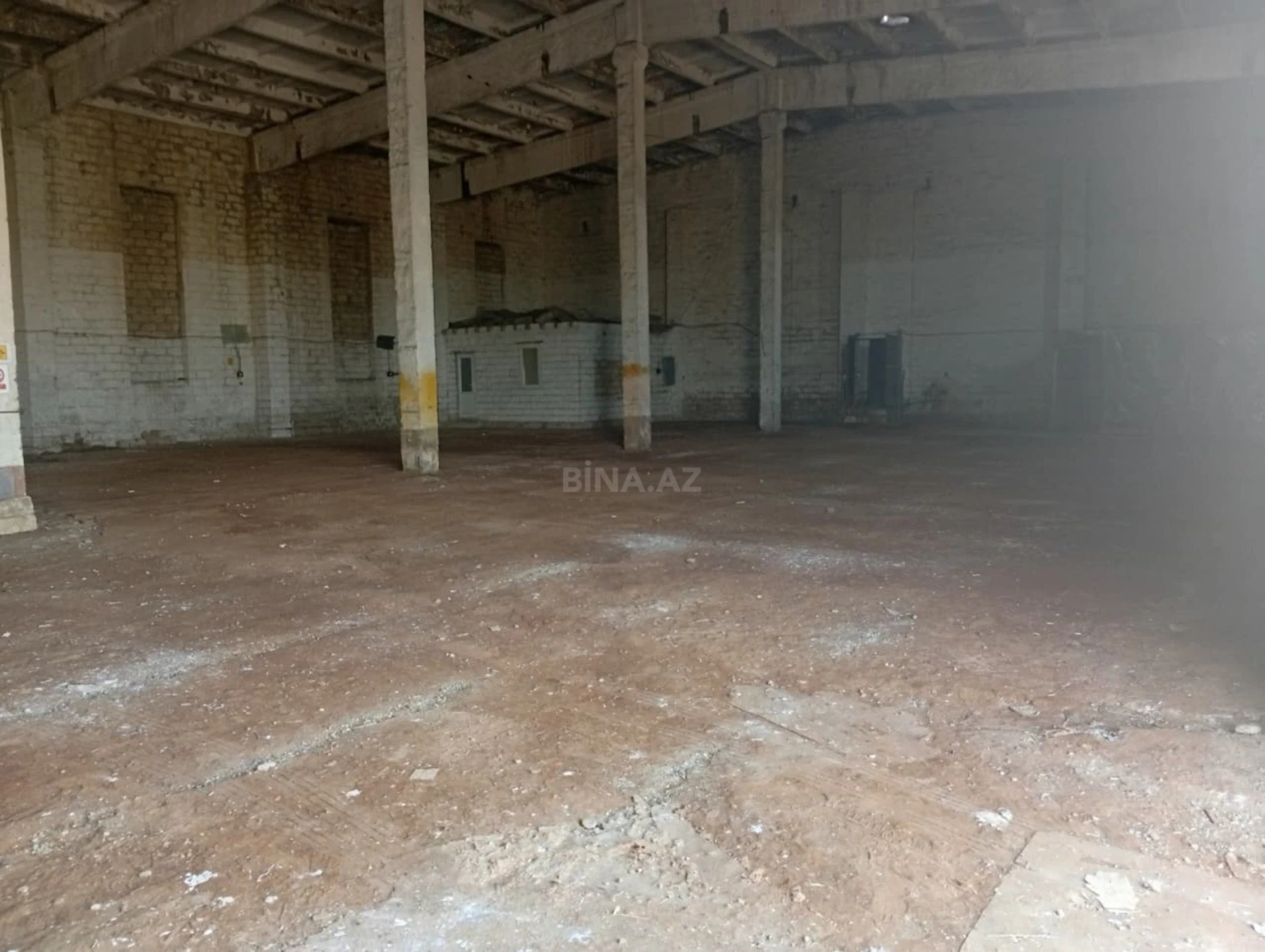 Kirayə verilir obyekt 1000 m²