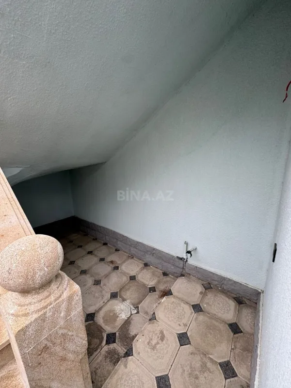 Satılır 3 otaqlı həyət evi 167 m²