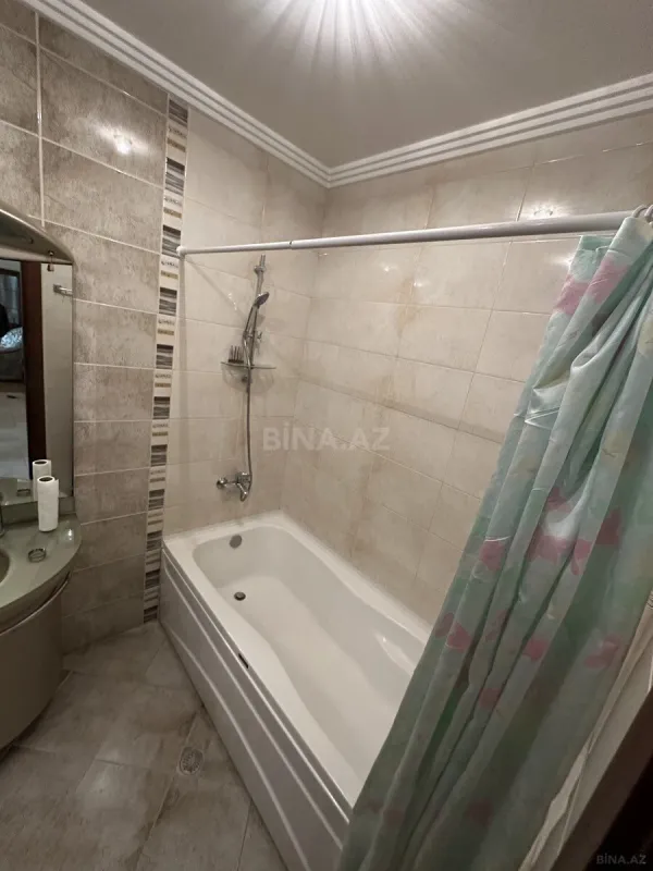 Kirayə verilir 2 otaqlı mənzil 80 m²
