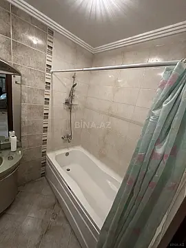 Kirayə verilir 2 otaqlı mənzil 80 m²