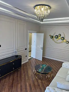 Kirayə verilir 2 otaqlı mənzil 61 m²